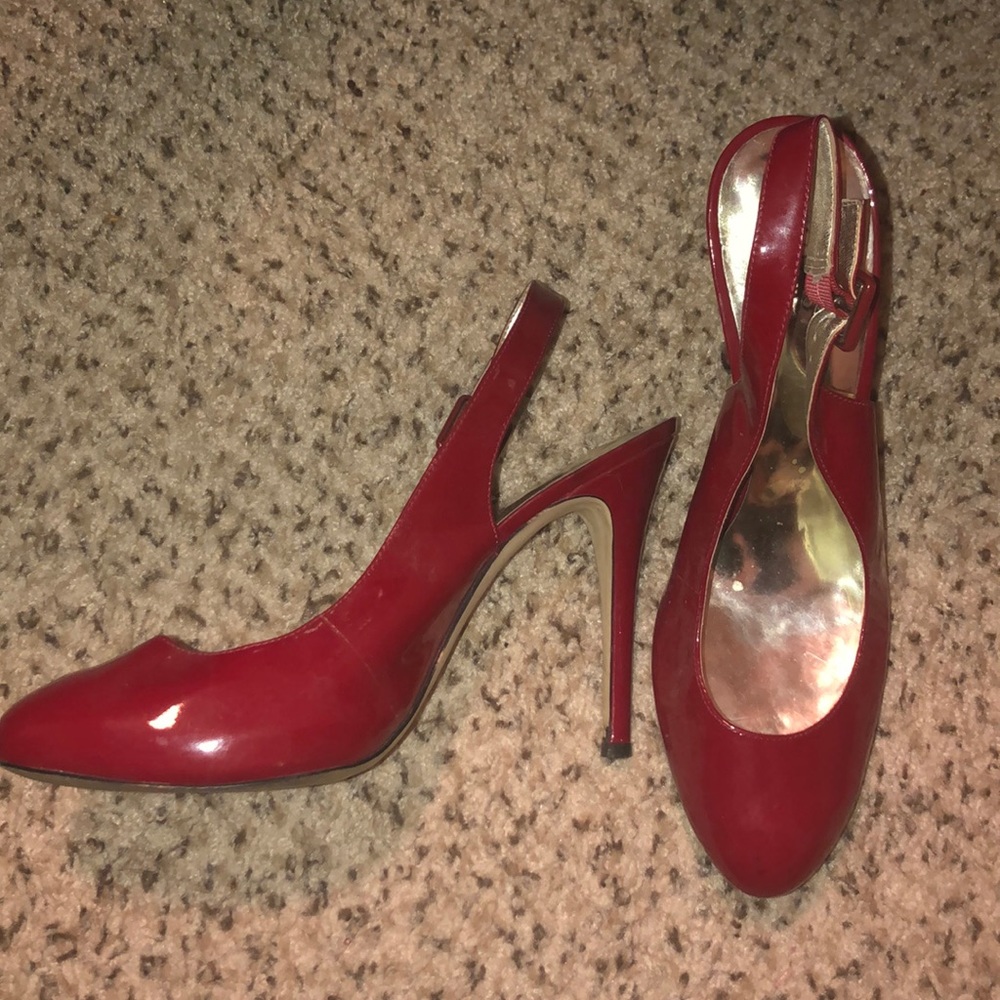 GUESS shoes